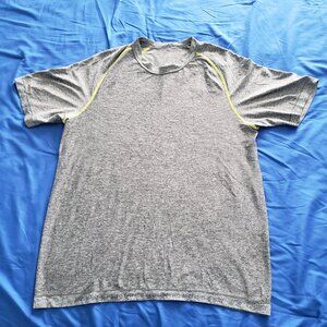 Lululemon Metal Vent Tech T Shirt Short Sleeve Vented XL Gray Live In Practice